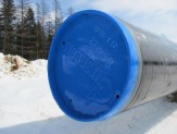 Заглушки синие Газпром, и другие отходы пластмассы