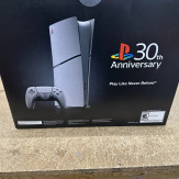Ограниченный выпуск цифровой консоли Sony PlayStation 5 Slim