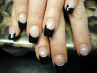 маникюрщица