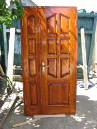 двери и окна деревянные