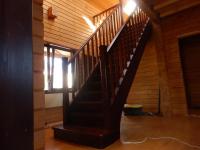 Лестница из дерева для Вашего дома.